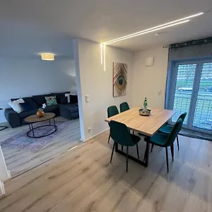  Apartment Am Exklusives Loft Mit 3 Schlafzimmern, Netflix, Zentral, Parkplatz